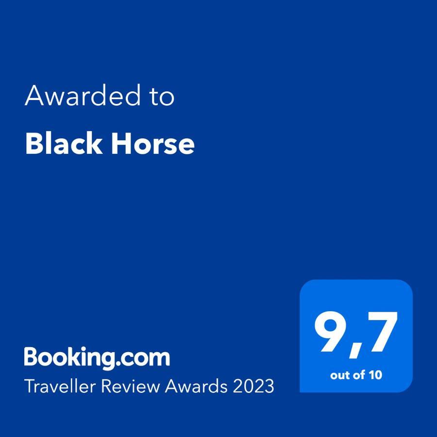 Black Horse Pasłęk 외부 사진